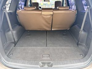 HYUNDAI SANTA FE 2.4 AT 4X4 7 PASAJEROS 2011