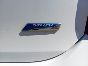 NISSAN MARCH MT 4PTS 1.6 FULL 2013
