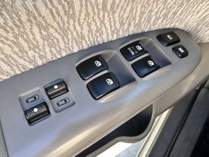 KIA CARNIVAL AT 3.8 V6 EXTRA FULL 7A PASAJEROS 2006