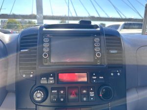 KIA CARNIVAL AT 3.8 V6 EXTRA FULL 7A PASAJEROS 2006