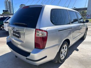 KIA CARNIVAL AT 3.8 V6 EXTRA FULL 7A PASAJEROS 2006