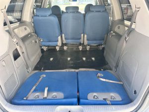 KIA CARNIVAL AT 3.8 V6 EXTRA FULL 7A PASAJEROS 2006