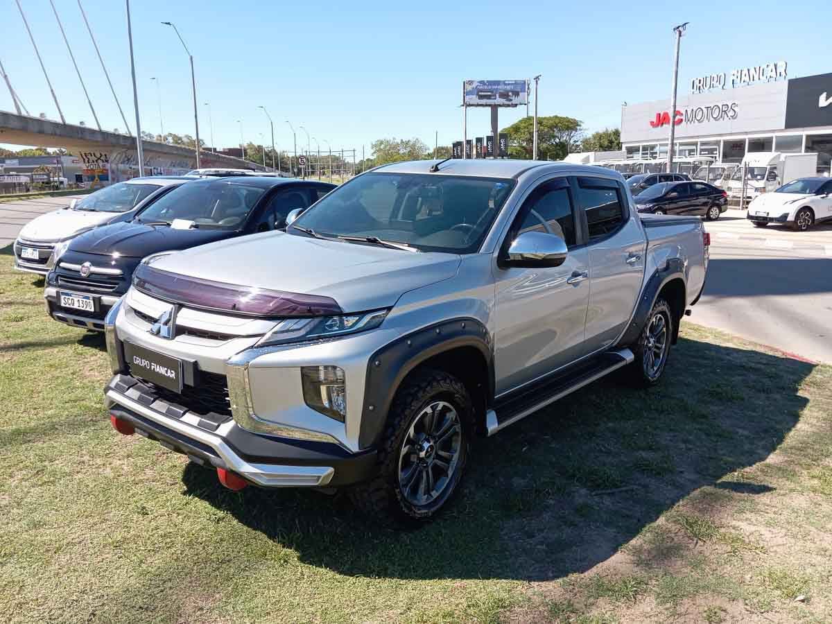 MITSUBISHI L200 SPORTERO 2.4 DIESEL 4x4 AT 2021