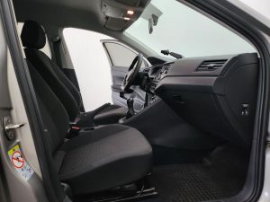 VOLKSWAGEN POLO TRENDLINE 1.6 MT 2021
