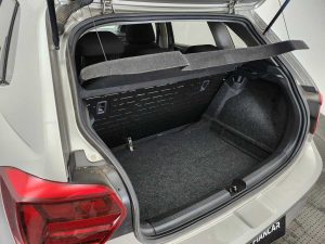 VOLKSWAGEN POLO TRENDLINE 1.6 MT 2021