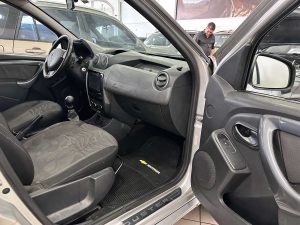 RENAULT DUSTER PRIVILEGE 2.0 4X2 FULL 2015