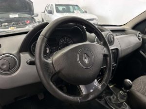 RENAULT DUSTER PRIVILEGE 2.0 4X2 FULL 2015