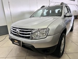 RENAULT DUSTER PRIVILEGE 2.0 4X2 FULL 2015