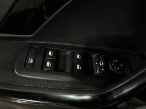 PEUGEOT 208 ACTIVE 12E FULL 2016