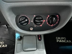 RENAULT CLIO 1.2 AUTHENTIC FULL 2008