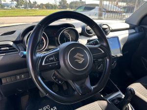 SUZUKI SWIFT GL HYBRID MT 5PTS 2022