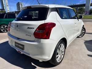 SUZUKI SWIFT GL HYBRID MT 5PTS 2022