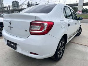 RENAULT LOGAN AUTHENITQUE 1.6 SEDAN 4PTS 2018