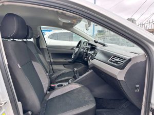 VOLKSWAGEN VIRTUS COMFORTLINE 1.6 SEDAN MT 2019