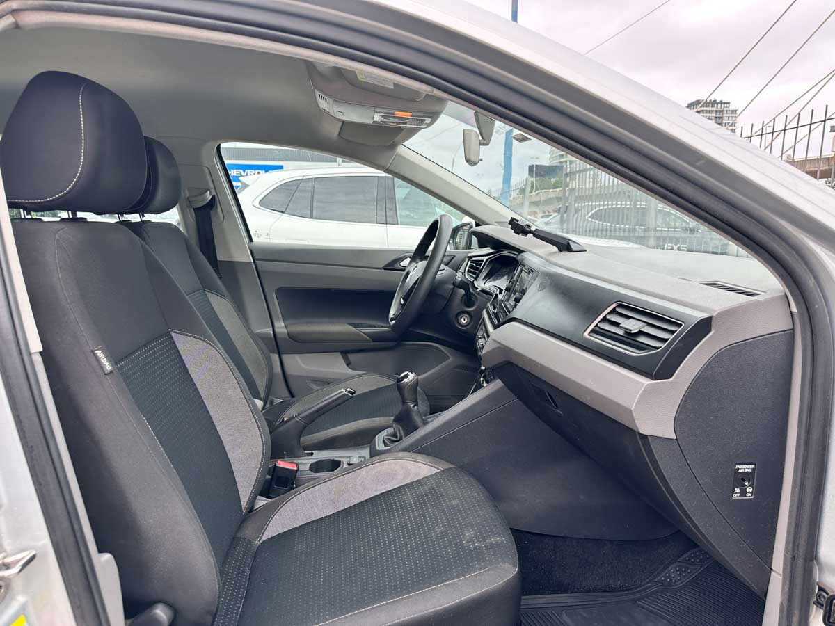 VOLKSWAGEN VIRTUS COMFORTLINE 1.6 SEDAN MT 2019