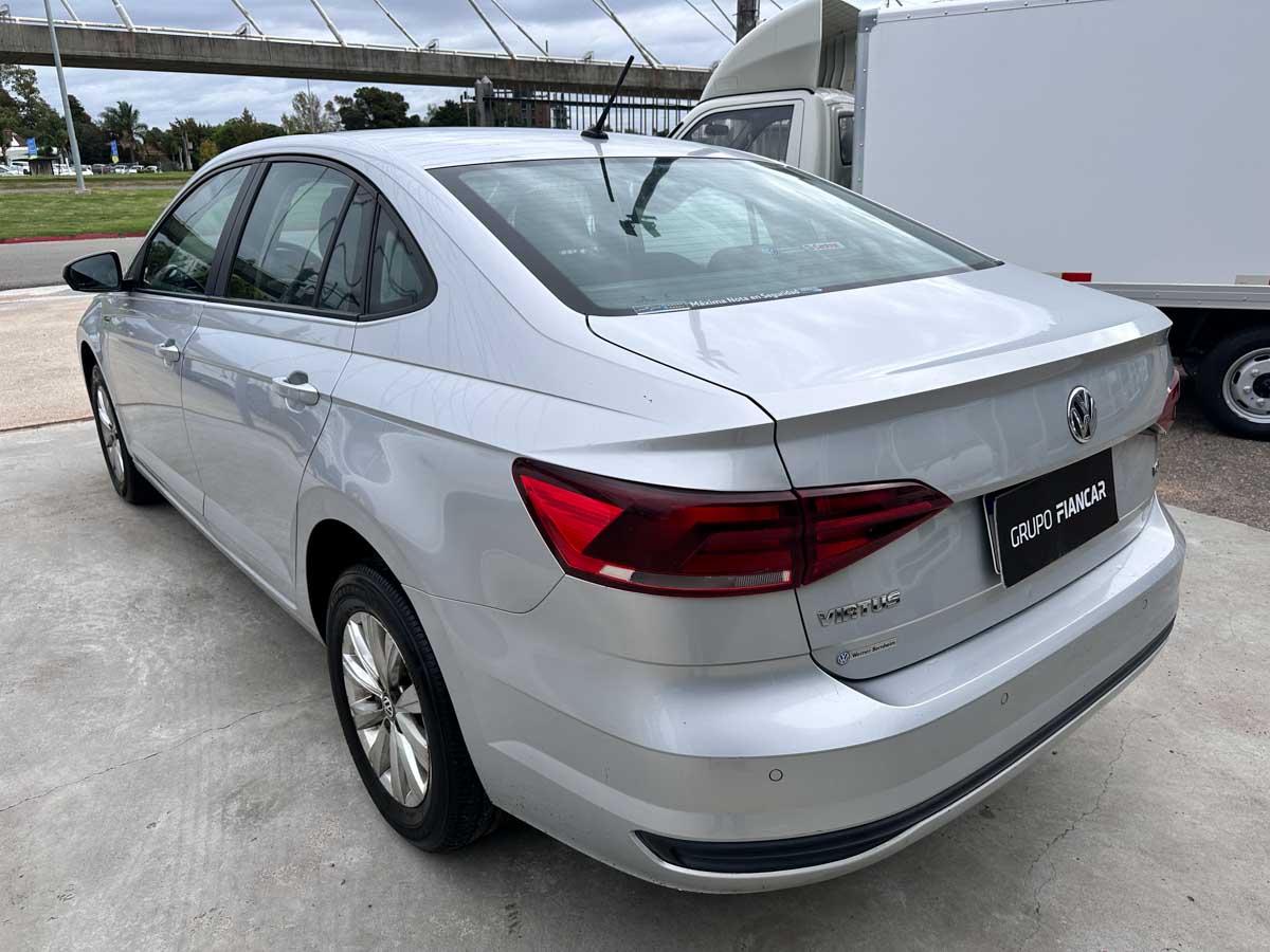 VOLKSWAGEN VIRTUS COMFORTLINE 1.6 SEDAN MT 2019