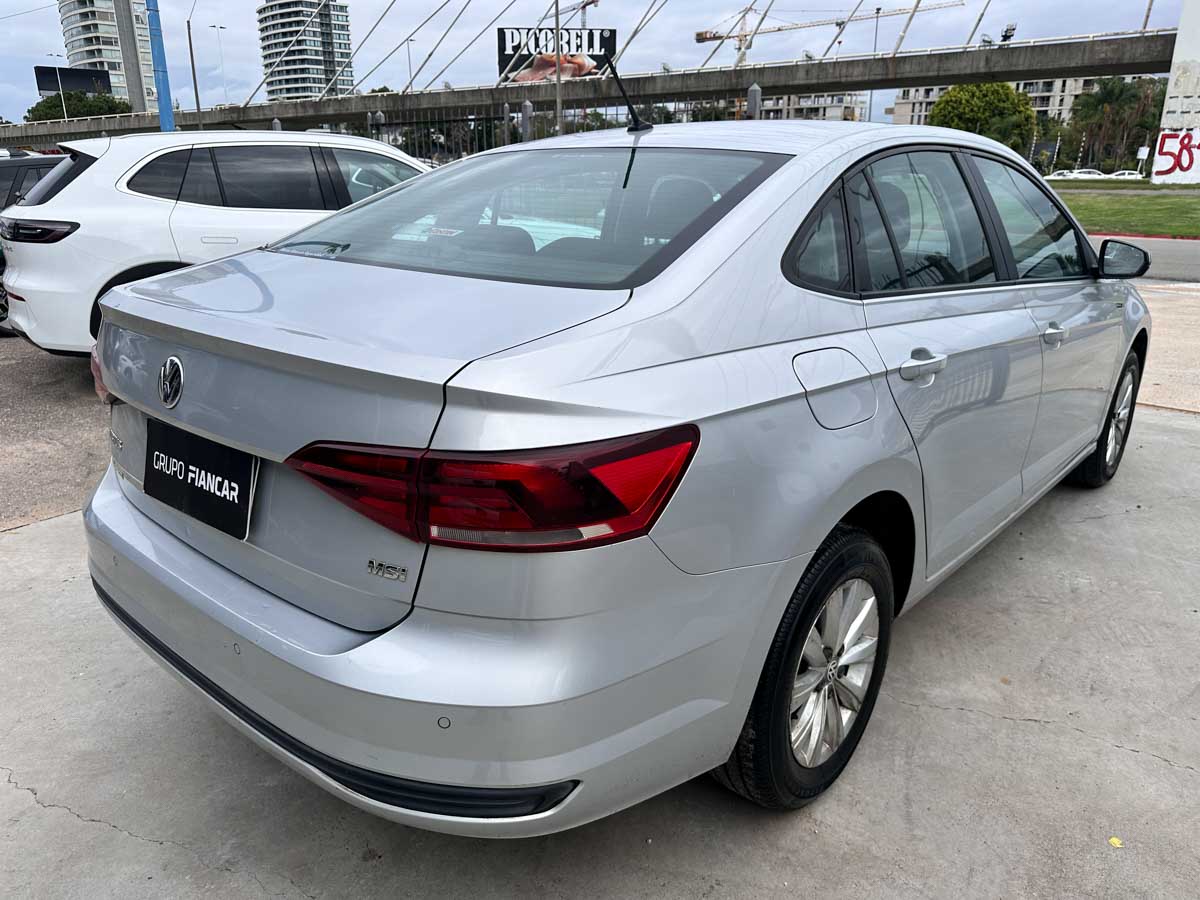 VOLKSWAGEN VIRTUS COMFORTLINE 1.6 SEDAN MT 2019