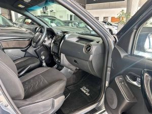 RENAULT DUSTER PRIVILEGE 2.0 MT 4X2 2018