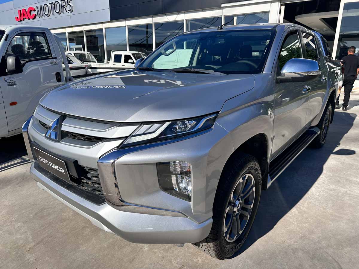 MITSUBISHI L200 DIT 4x4 AT 2021