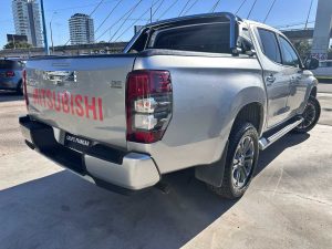 MITSUBISHI L200 DIT 4x4 AT 2021