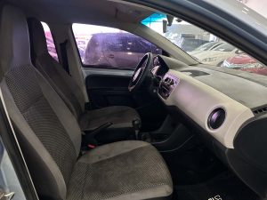 VOLKSWAGEN MOVE UP 2016