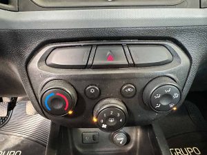 CHEVROLET ONIX LT 1.4 FULL 2015