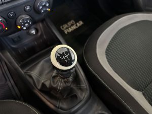 CHEVROLET ONIX LT 1.4 FULL 2015