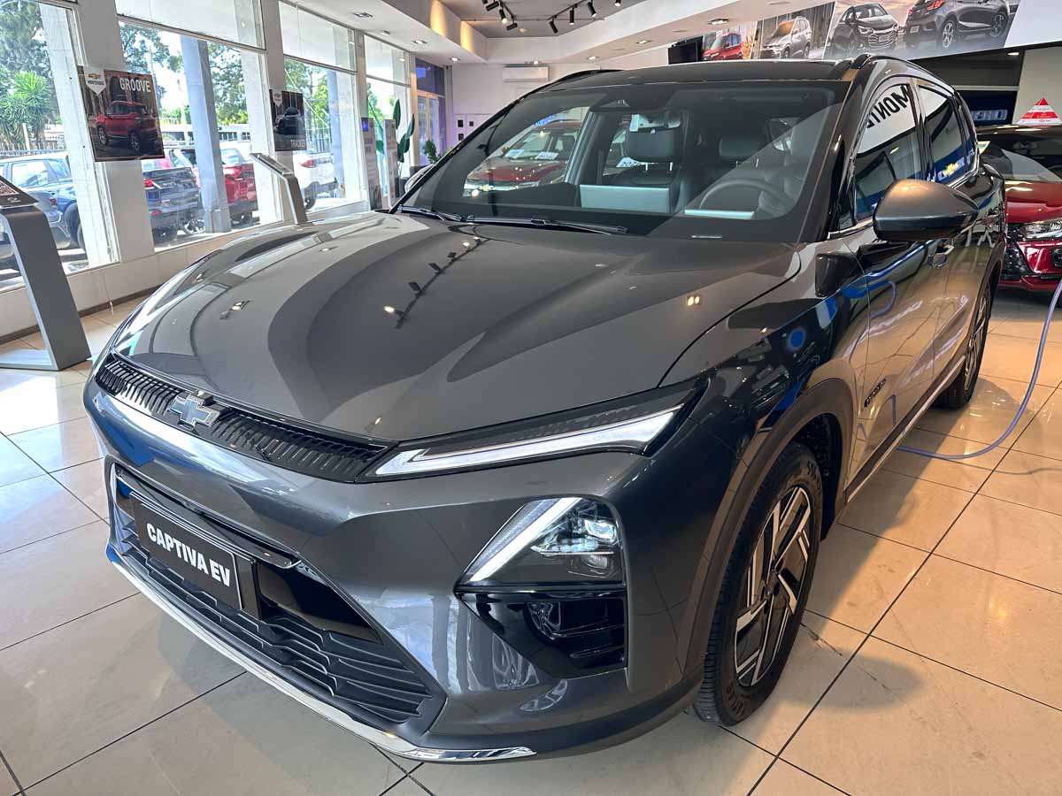 CHEVROLET CAPTIVA EUV 100% ELECTRICA 415 KM DE AUTONOMIA 0KM
