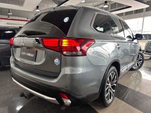 MITSUBISHI OUTLANDER 2.0 AT 4X2 JAPONES 2016
