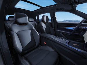 LYNK & CO 08 HALO 1.5 TURBO PHEV 0KM