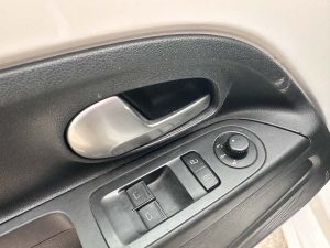 VOLKSWAGEN HIGH UP 1.0 FULL 2016