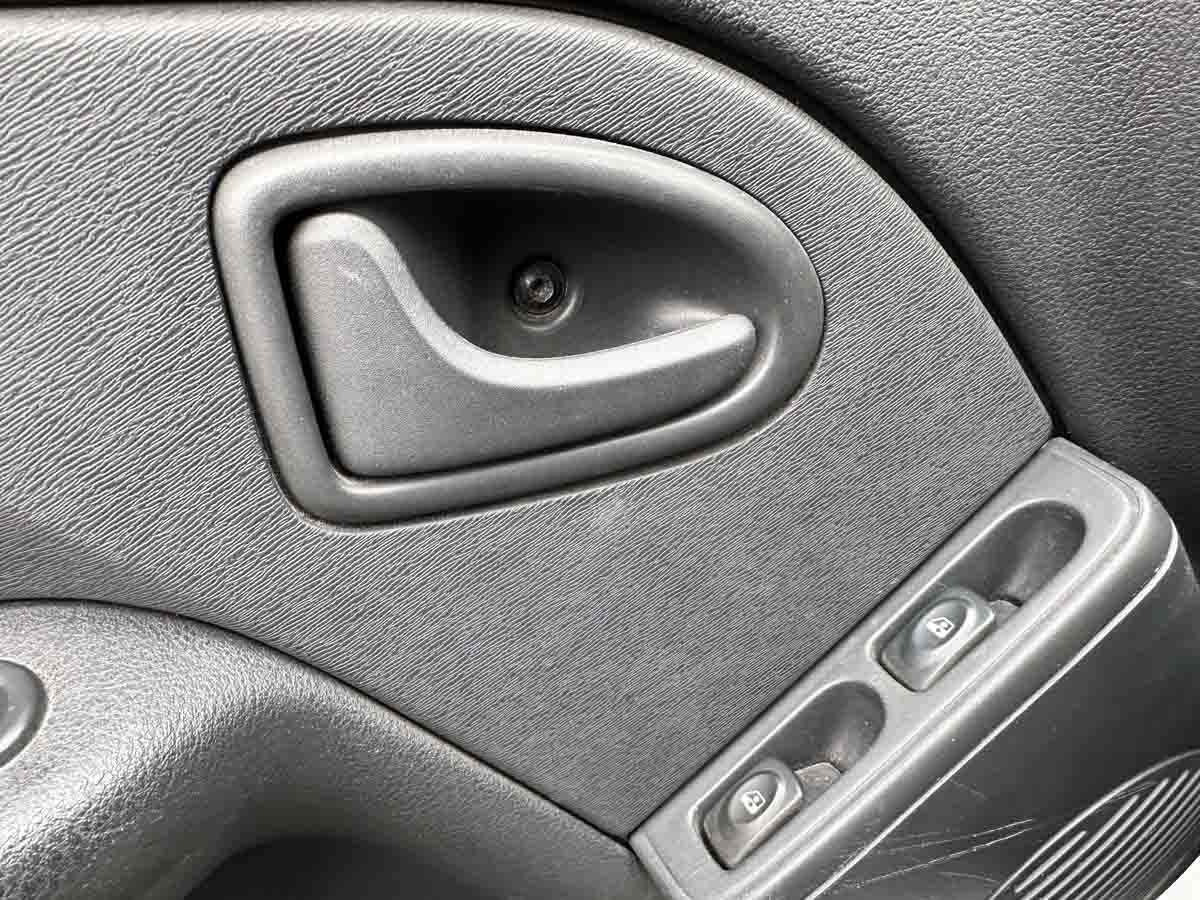 RENAULT CLIO MIO PLUS PACK 1.2 5PTS 2015