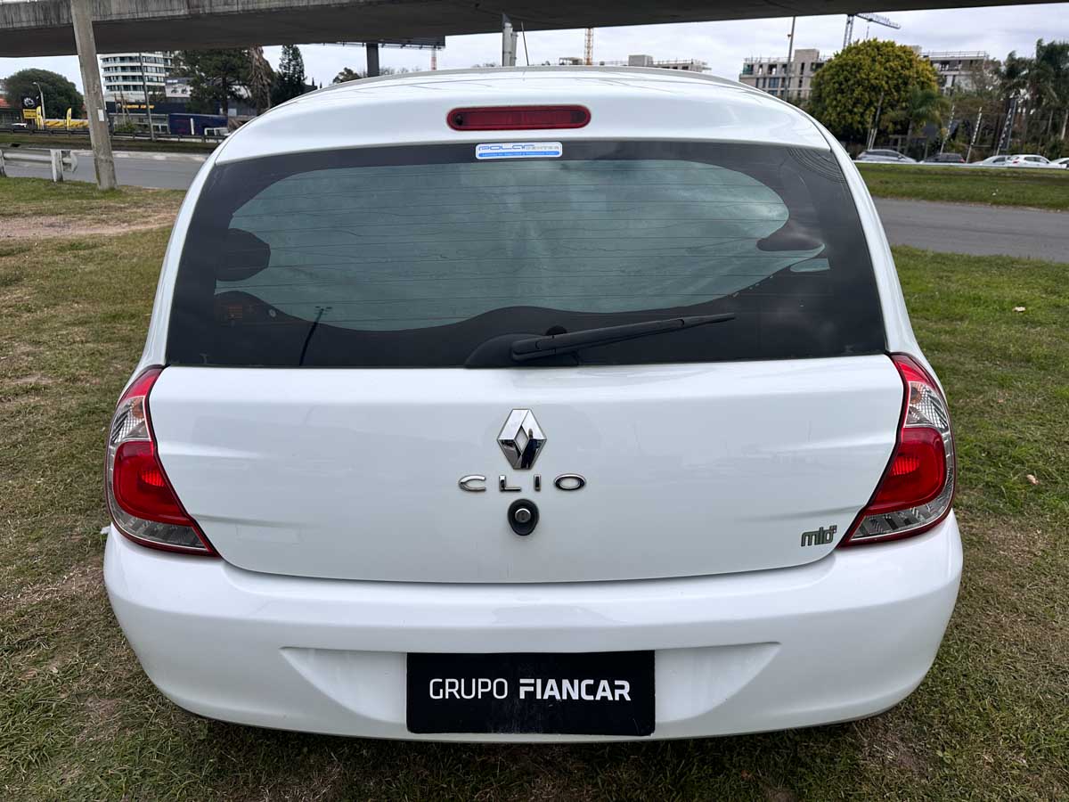 RENAULT CLIO MIO PLUS PACK 1.2 5PTS 2015
