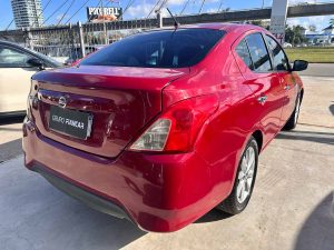 NISSAN VERSA ADVANCE EXTRA FULL 1.6 MT 4PTS 2015