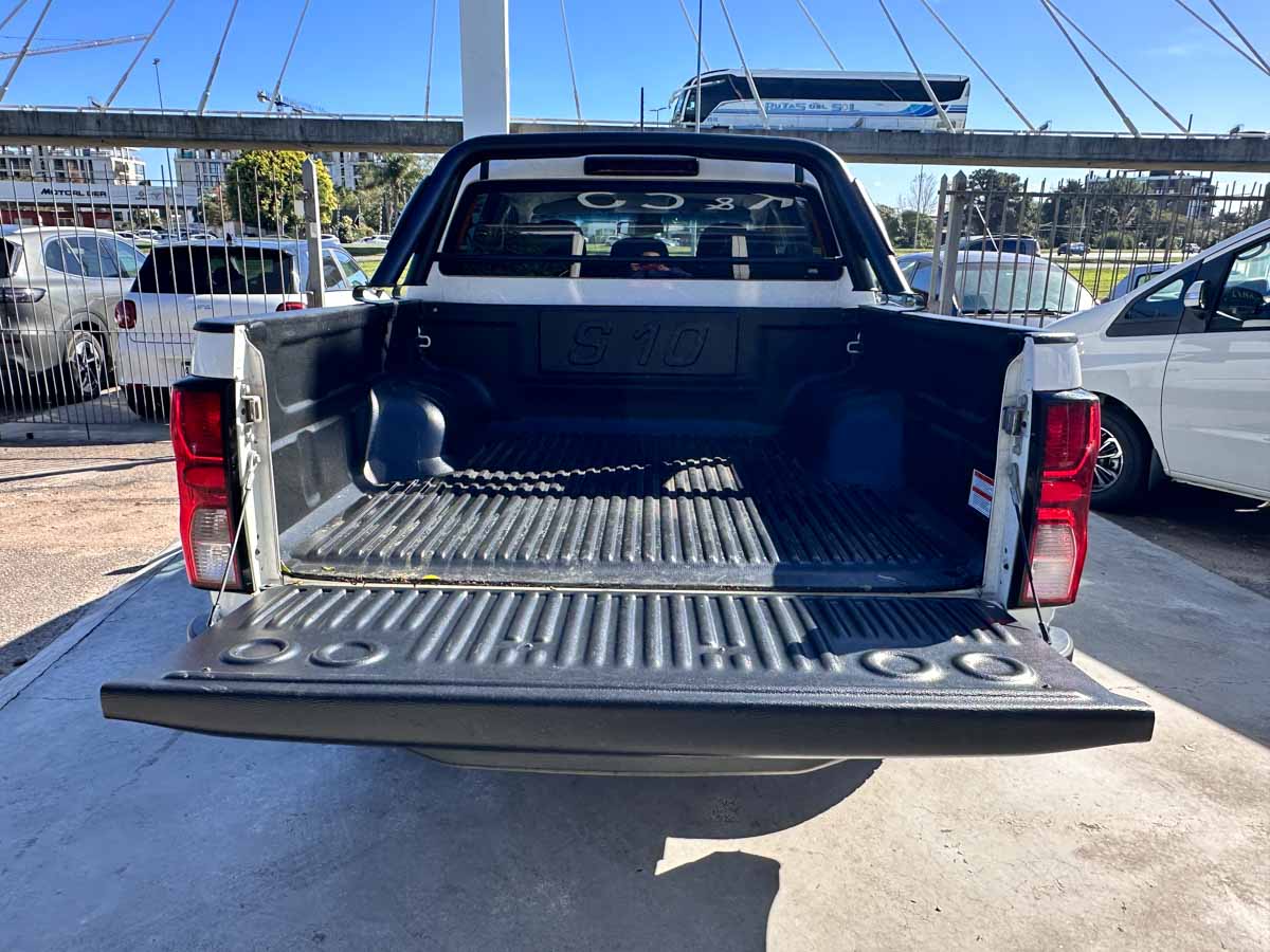 CHEVROLET S10 2.8TURBO DIESEL WORKTRUCK MT 4WD 2025