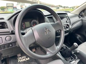 MITSUBISHI L200 DC 4X4 2.4 NAFTA 2023