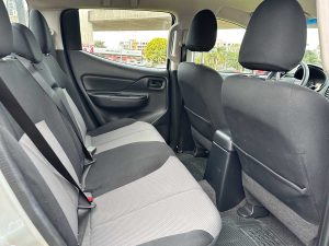 MITSUBISHI L200 DC 4X4 MT 2.4 NAFTA FULL 2023