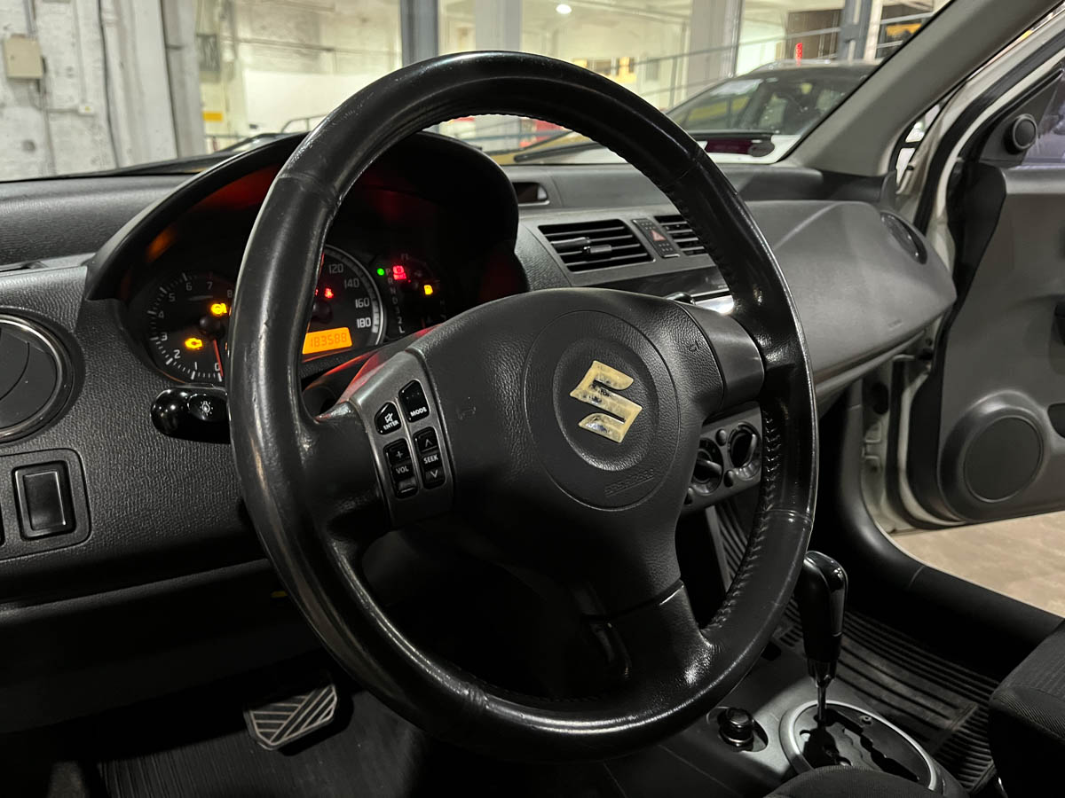 SUZUKI SWIFT VVT 1.5 AT 2008