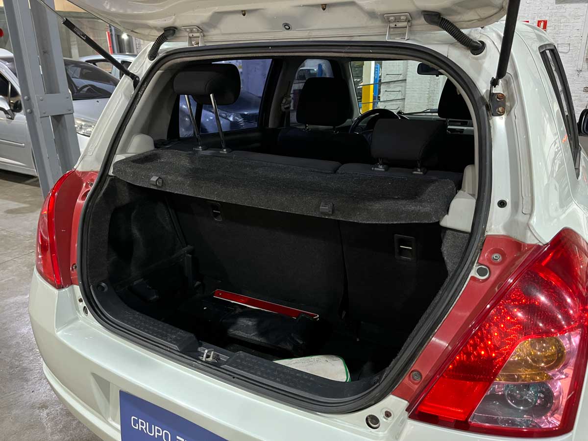 SUZUKI SWIFT VVT 1.5 AT 2008
