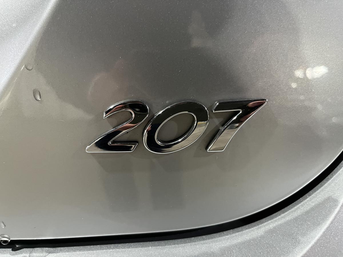 PEUGEOT 207 ACTIVE 1.4 MT 2011