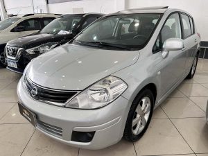NISSAN TIIDA HB 1.8 AT EXTRA FULL 2013