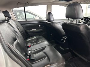 NISSAN TIIDA HB 1.8 AT EXTRA FULL 2013