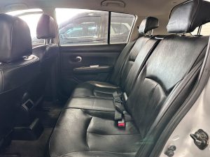 NISSAN TIIDA HB 1.8 AT EXTRA FULL 2013