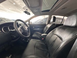NISSAN TIIDA HB 1.8 AT EXTRA FULL 2013