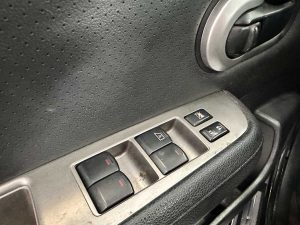 NISSAN TIIDA HB 1.8 AT EXTRA FULL 2013