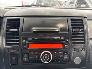 NISSAN TIIDA HB 1.8 AT EXTRA FULL 2013