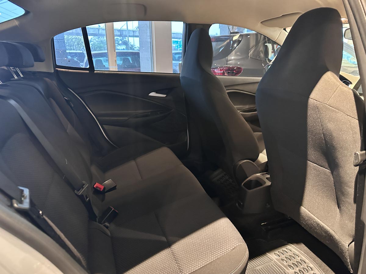 CHEVROLET ONIX PLUS 1.0L LT MT 2024