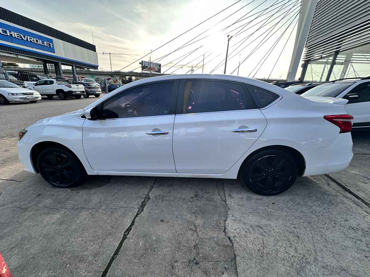 NISSAN SENTRA EXCLUSIVE CVT 1.8 EXTRA FULL 2018