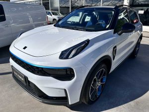 LYNK & CO 01 LOUDER PHEV HYBRID 1.5 TURBO AT 2025