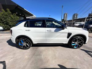 LYNK & CO 01 LOUDER PHEV HYBRID 1.5 TURBO AT 2025